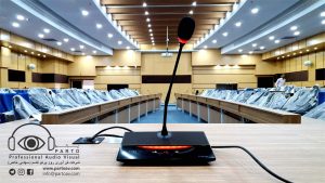 نحوه عملکرد سیستم ترجمه همزمان